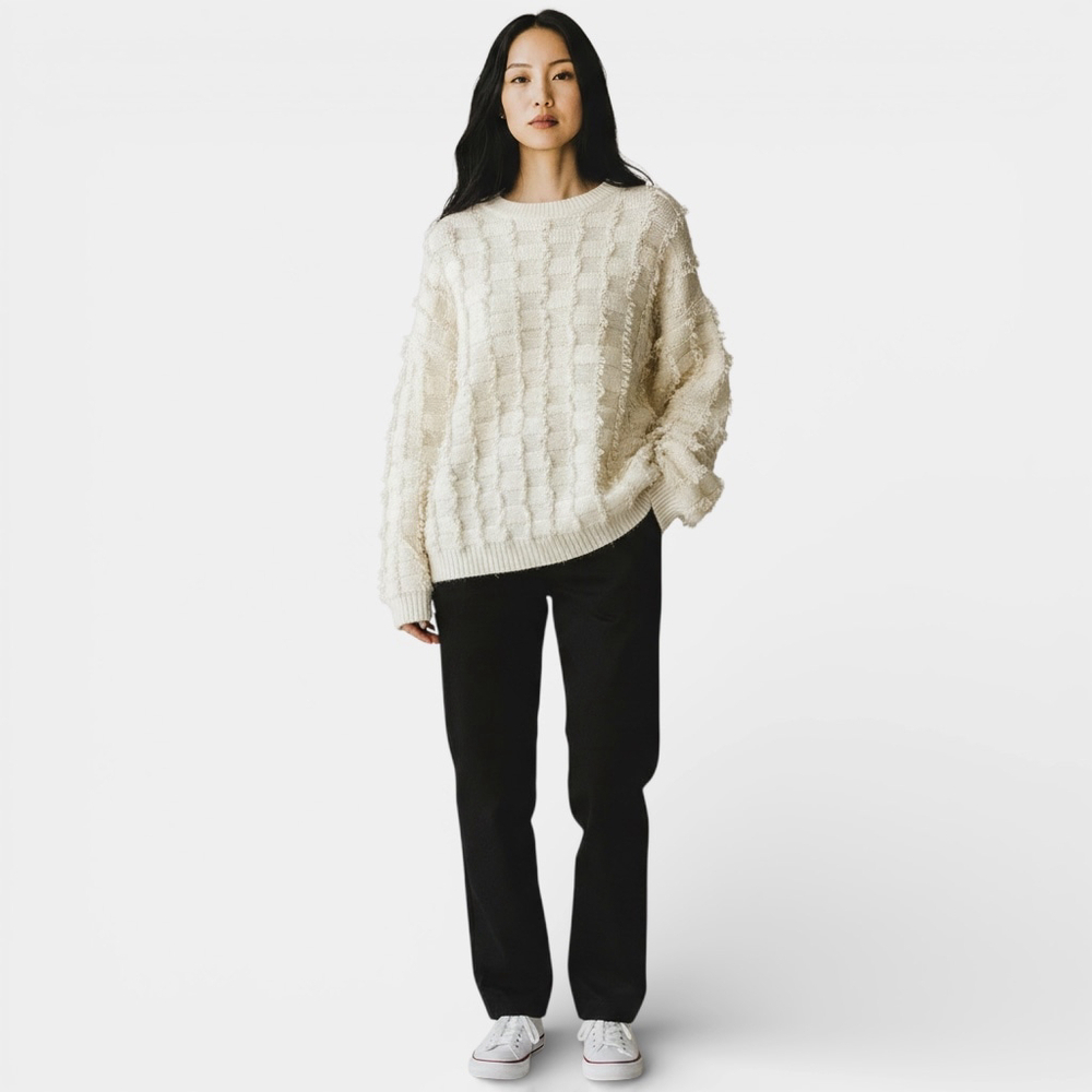 Beige Sweater Women Size Medium Oversized Wool Pullover Longsleeves Fringe Boho